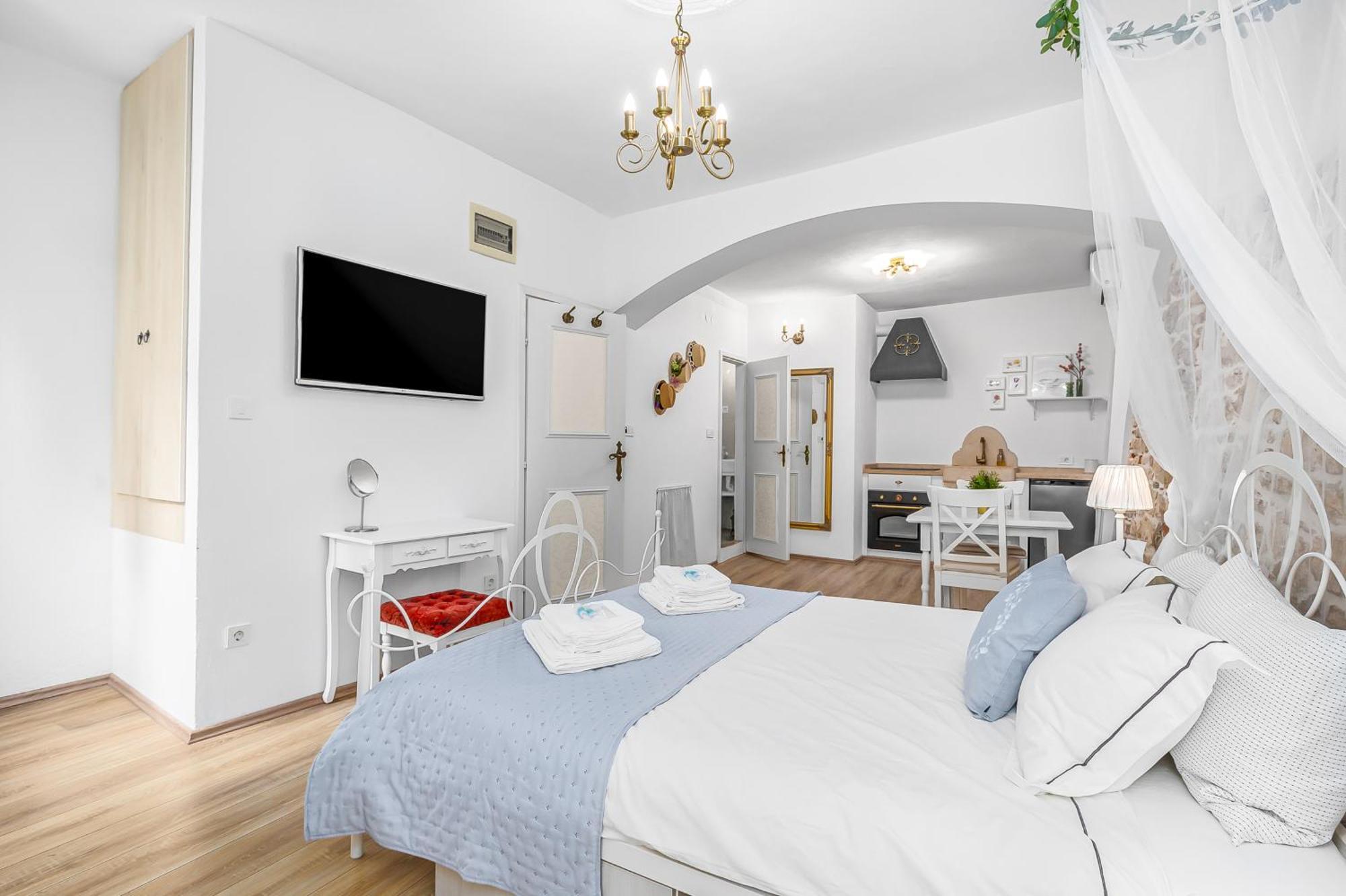 Primavera Deluxe Studio Apartment Rovinj Exterior foto