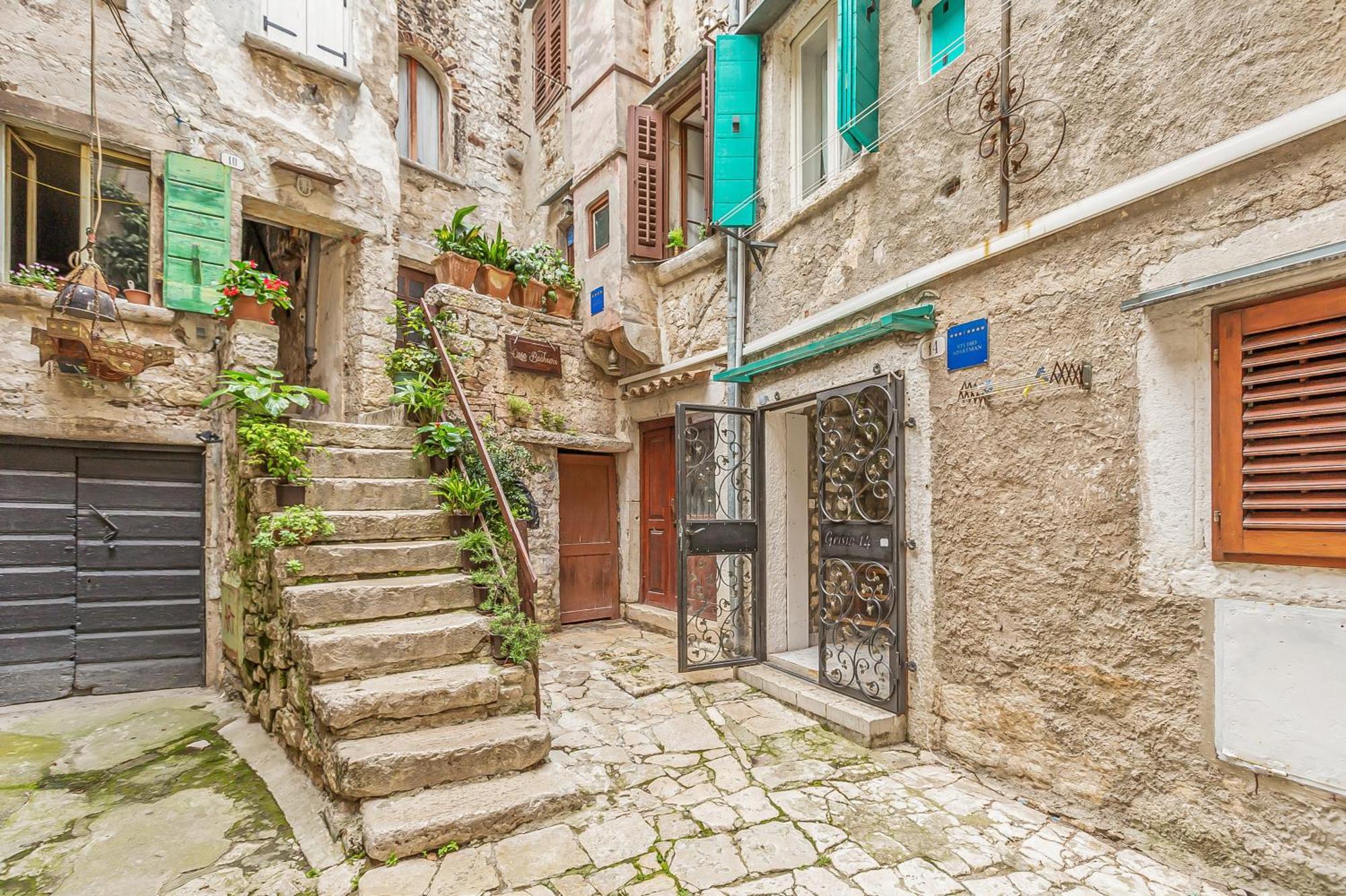 Primavera Deluxe Studio Apartment Rovinj Exterior foto